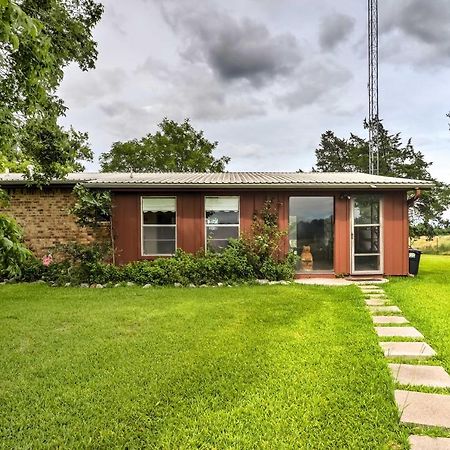 Carmine Cottage With Porch On Beautiful 60-Acre Farm Exterior foto